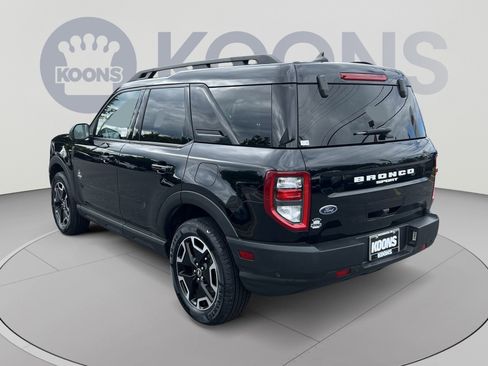Used 2023 Ford Bronco Sport Outer Banks AWD/4WD image 4