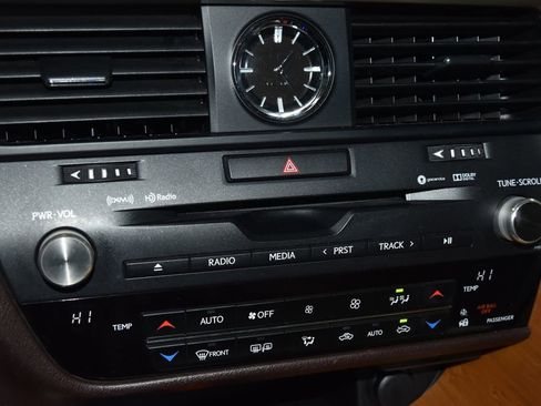 Used 2017 Lexus RX 350 AWD image 14