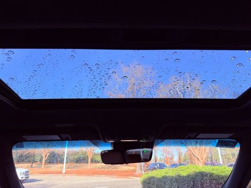 Used 2024 Lexus ES 350 w/ Premium Package image 11