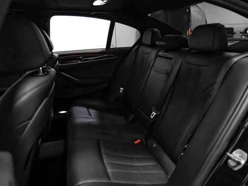 Used 2020 BMW 530i xDrive w/ M Sport Package AWD/4WD image 37