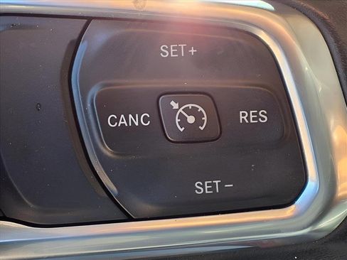 Used 2020 Jeep Gladiator Rubicon image 27