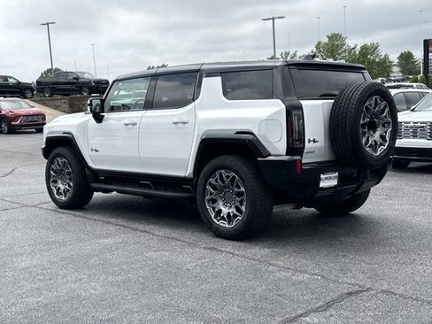 Used 2025 GMC Hummer EV 3X w/ LPO, Cargo Utility Package AWD/4WD image 10
