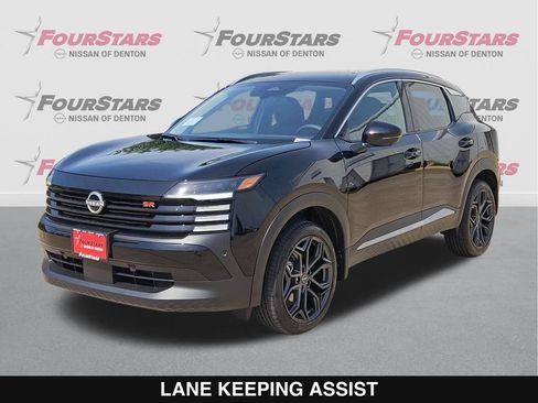 New 2026 Nissan Kicks SR FWD image 9