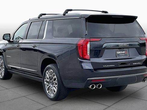 Used 2023 GMC Yukon XL Denali Ultimate AWD/4WD image 12