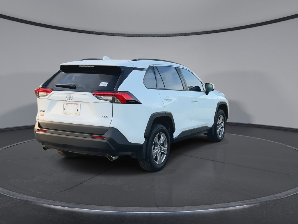 Certified 2025 Toyota RAV4 XLE w/ Convenience Package FWD image 8