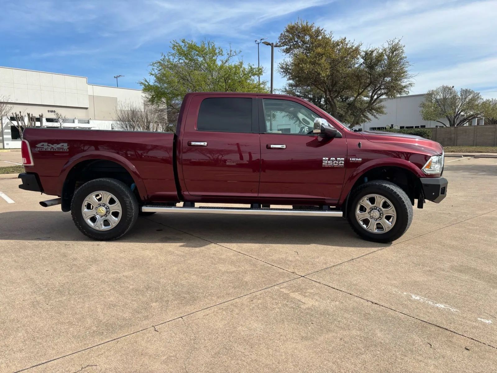 Used 2017 RAM 2500 Laramie w/ Off Road Package AWD/4WD image 4