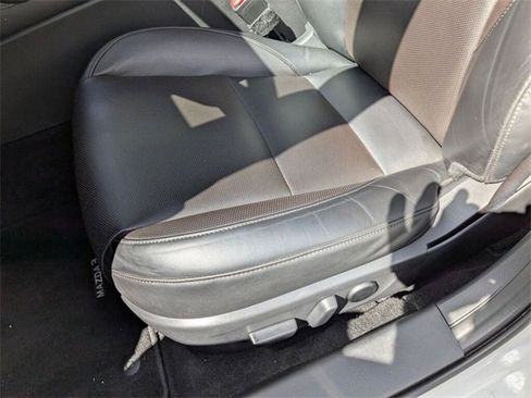 Used 2024 MAZDA MAZDA3 s image 31