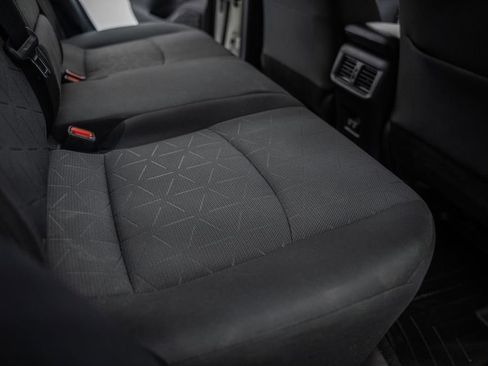 Used 2020 Toyota RAV4 XLE image 31