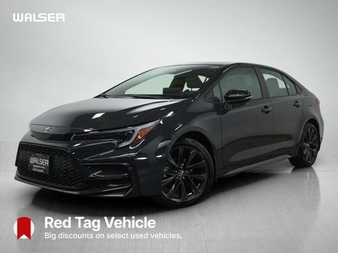 Used 2025 Toyota Corolla SE image 1