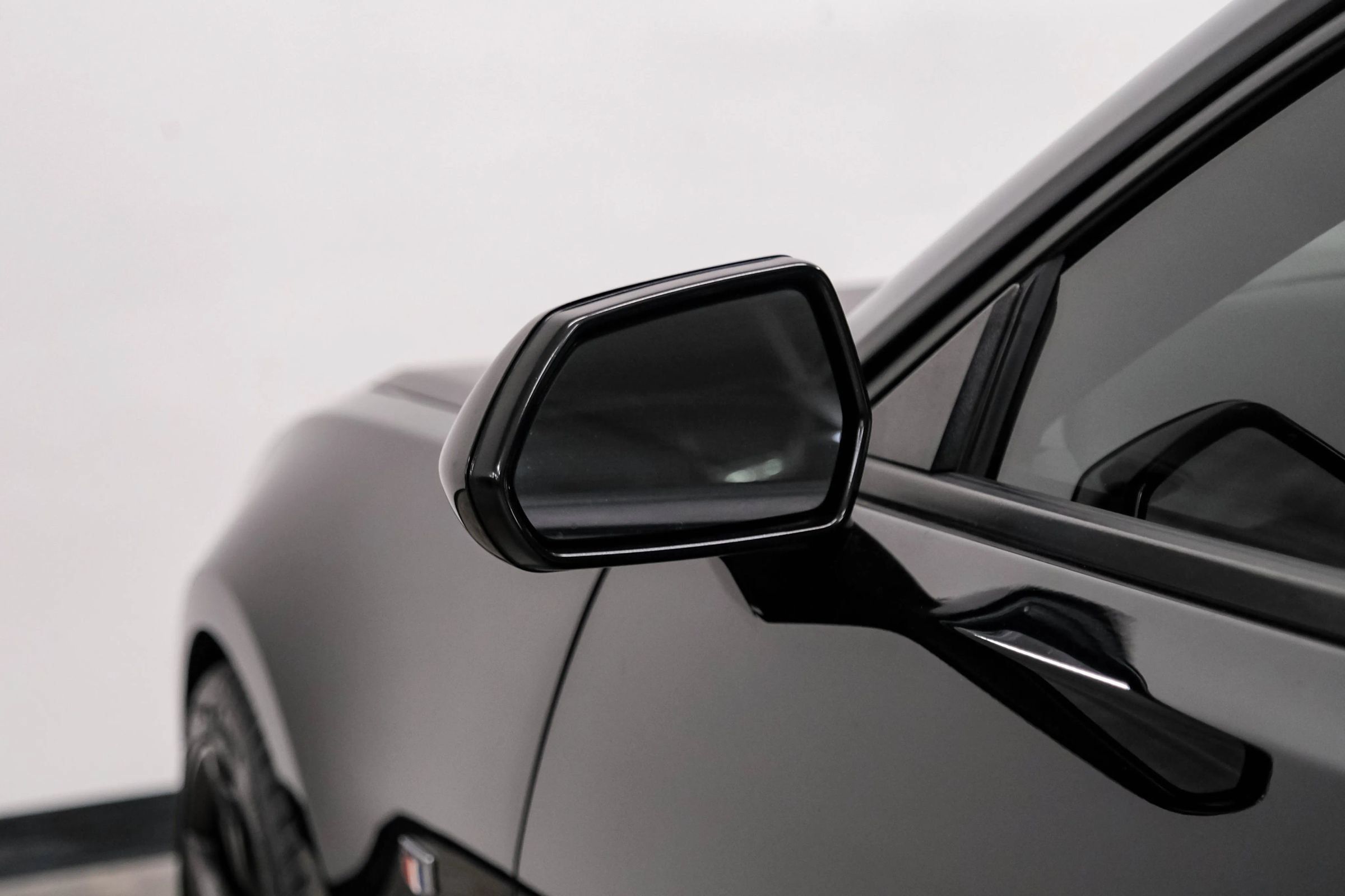Used 2019 Chevrolet Camaro SS RWD image 37