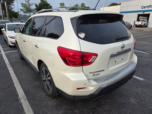 Used 2017 Nissan Pathfinder Platinum AWD/4WD image 7
