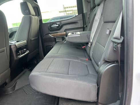 Used 2022 Chevrolet Silverado 1500 LT Trail Boss w/ Convenience Package II image 15