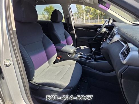 Used 2020 Kia Sorento LX w/ LX I4 Convenience Package FWD image 16