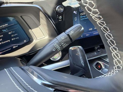 Used 2025 Chevrolet Corvette Stingray Coupe w/ 1LT RWD image 24