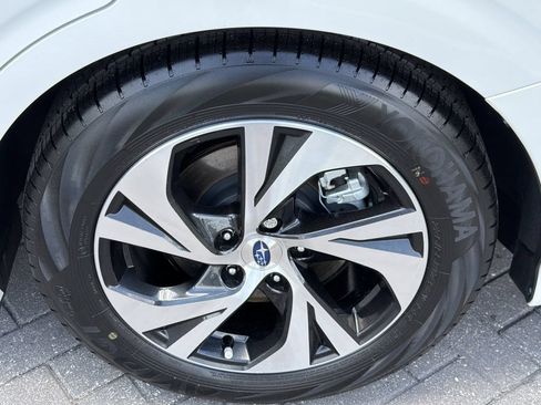 Certified 2025 Subaru Legacy Premium w/ Popular Package #1A AWD/4WD image 31