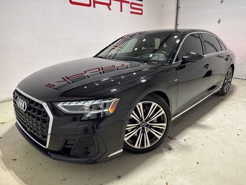 Used 2023 Audi A8 L 3.0T image 2