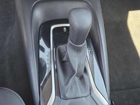 Used 2024 Toyota Corolla LE FWD image 11