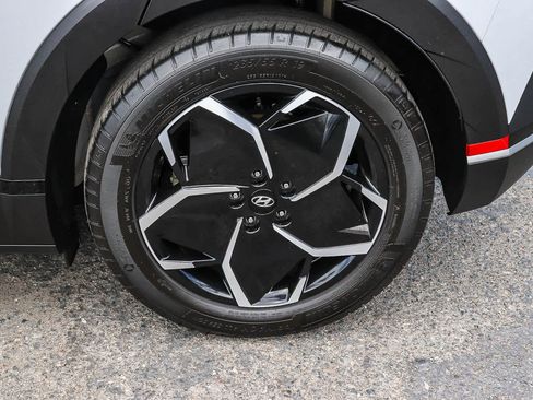 Used 2024 Hyundai Ioniq 5 SE RWD image 13