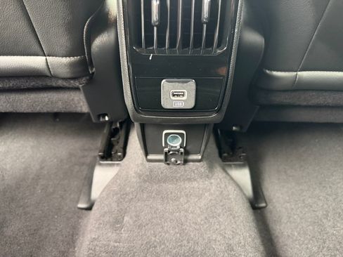 Used 2023 Jeep Compass Trailhawk w/ Sun and Sound Group AWD/4WD image 18