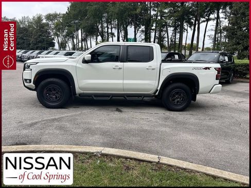 Certified 2025 Nissan Frontier PRO-4X AWD/4WD image 4