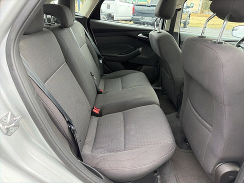Used 2012 Ford Focus SEL image 28