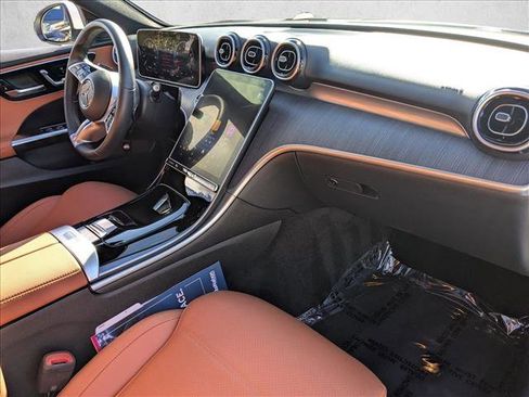 Used 2025 Mercedes-Benz C 300 Sedan image 23