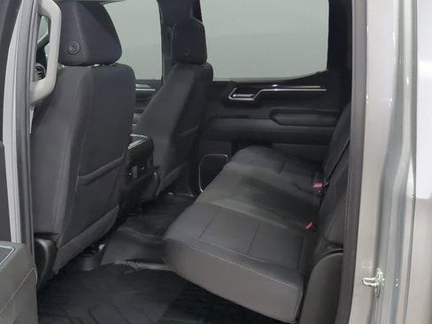 Used 2022 Chevrolet Silverado 1500 LT AWD/4WD image 18