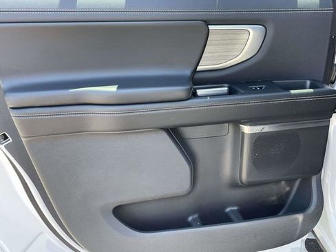 Certified 2025 Ford Expedition Max Platinum AWD/4WD image 6