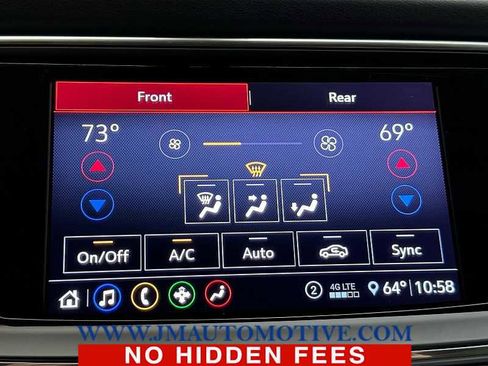 Used 2021 Buick Enclave Essence image 31