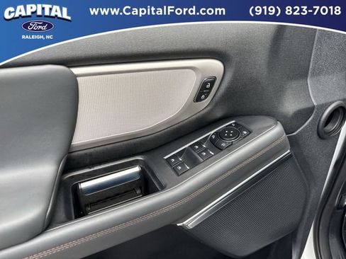 Certified 2025 Ford Expedition Active image 20