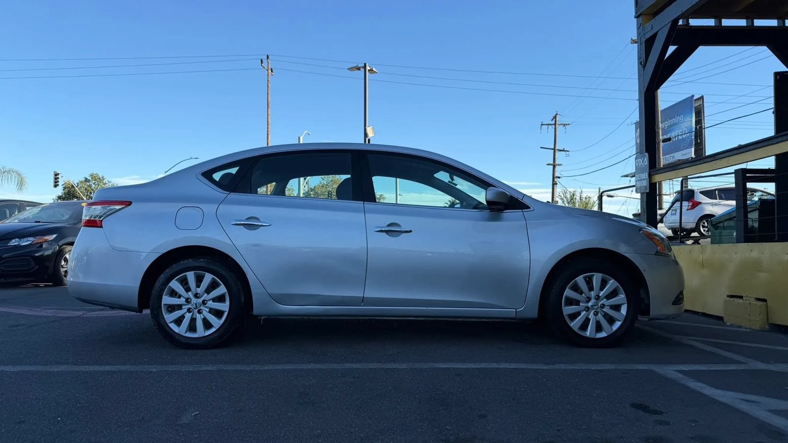 Used 2013 Nissan Sentra S FWD image 4