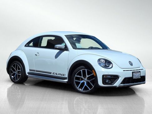 Used 2016 Volkswagen Beetle 1.8T Dune FWD image 2