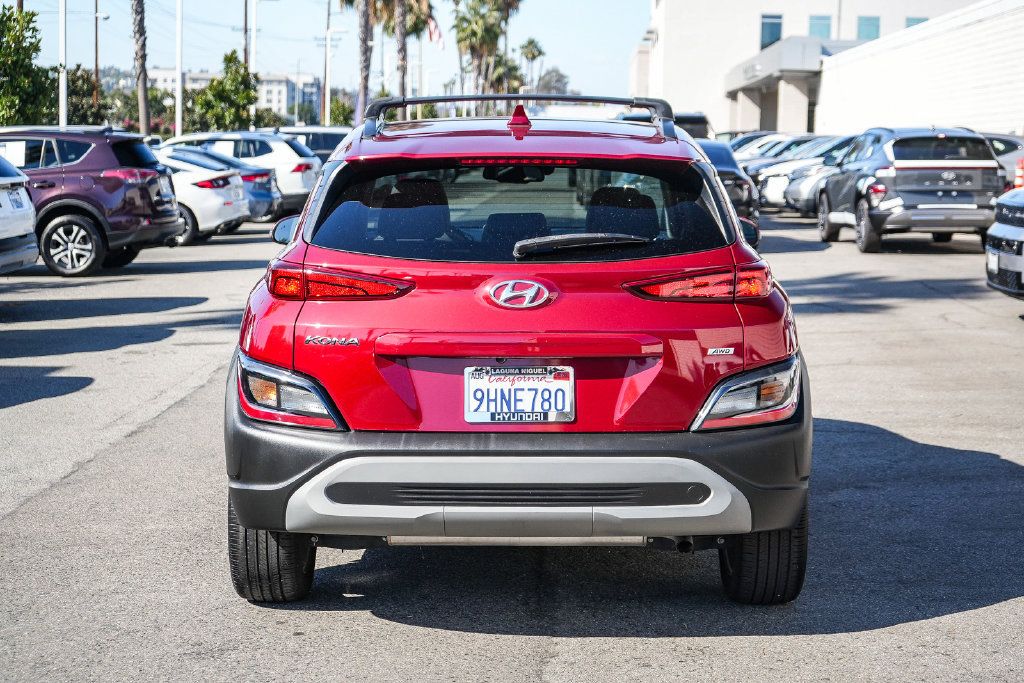 Used 2023 Hyundai Kona SEL AWD/4WD image 7