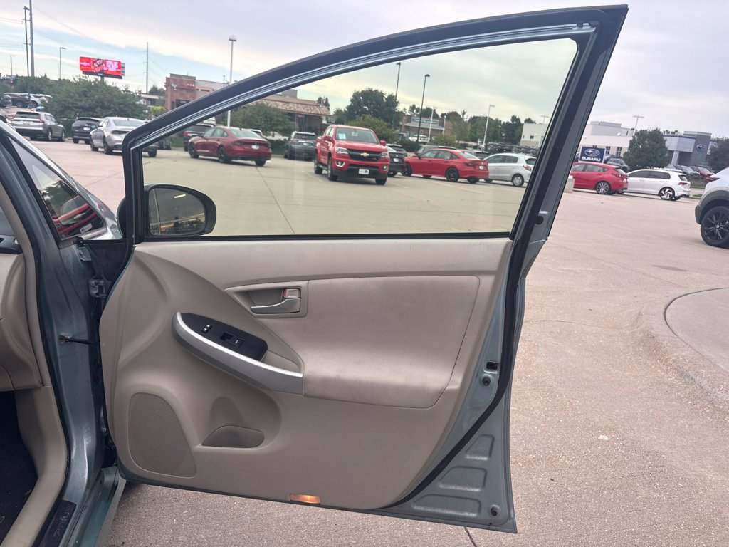 Used 2014 Toyota Prius Three FWD image 21