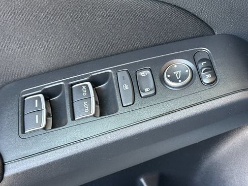 Used 2023 Honda Civic Sport image 12