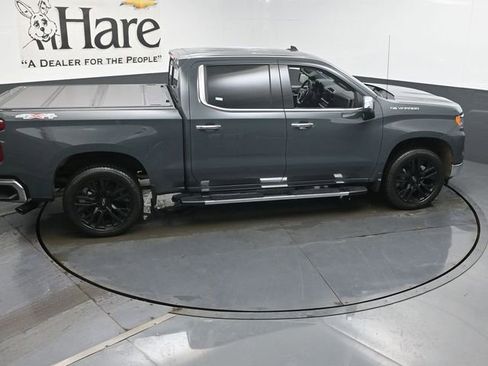 New 2026 Chevrolet Silverado 1500 LTZ w/ LTZ Premium Package image 17