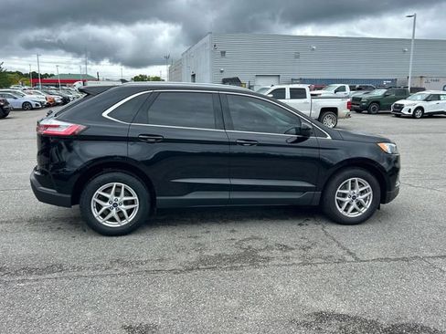 Used 2022 Ford Edge SEL w/ Convenience Package AWD/4WD image 2