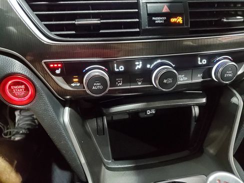 Used 2019 Honda Accord Sport image 29