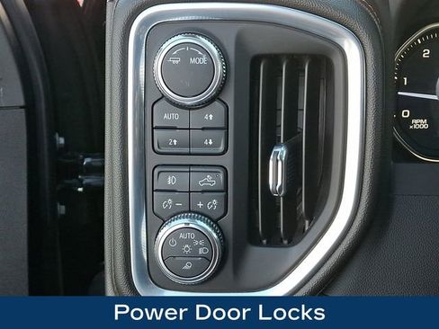 Used 2022 GMC Sierra 2500 AT4 w/ AT4 Preferred Package image 26