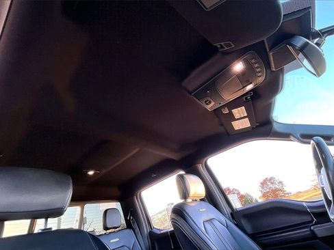 Used 2019 Ford F150 Platinum image 17