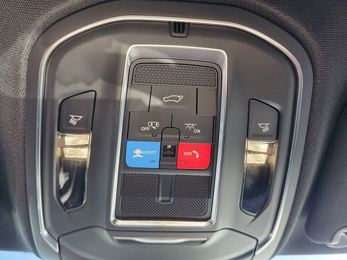 New 2026 Jeep Cherokee Limited image 28