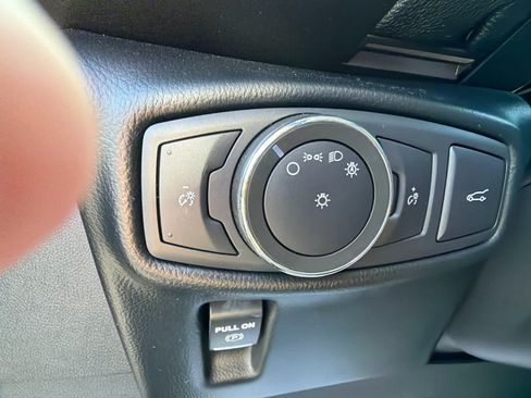 Used 2017 Lincoln MKX Reserve w/ Driver Assistance Package AWD/4WD image 18