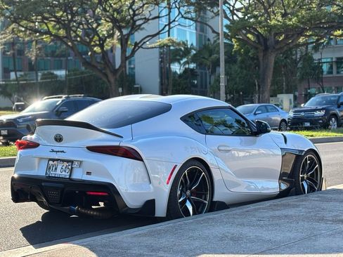 Used 2022 Toyota Supra RWD image 5