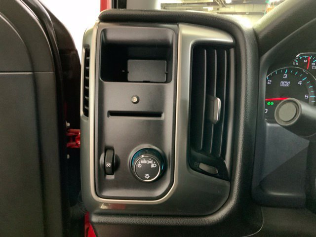 Used 2018 Chevrolet Silverado 1500 LT RWD image 22