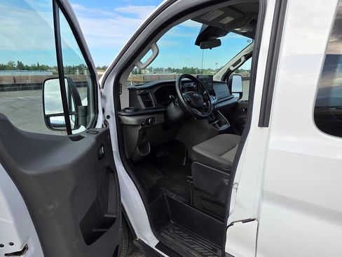Used 2024 Ford Transit 350 XLT RWD image 18