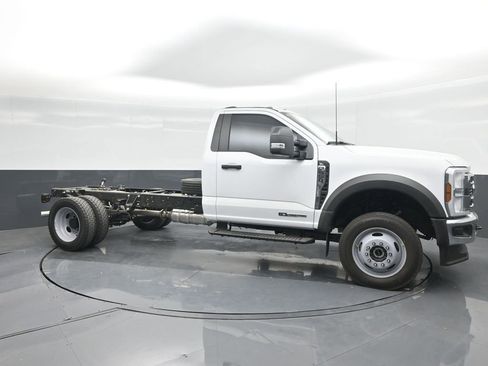 New 2025 Ford F550 4x4 Regular Cab Super Duty image 11