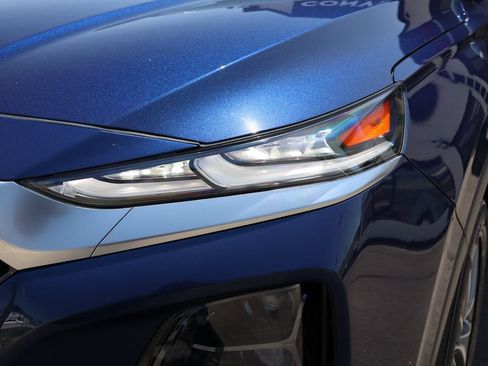 Used 2019 Hyundai Santa Fe AWD image 11