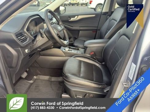 Used 2022 Ford Escape SEL image 2