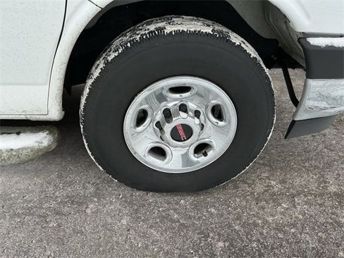 Used 2023 GMC Savana 2500 image 14