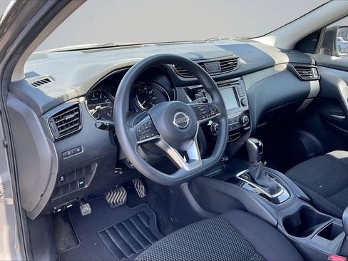 Used 2019 Nissan Rogue Sport S FWD image 14